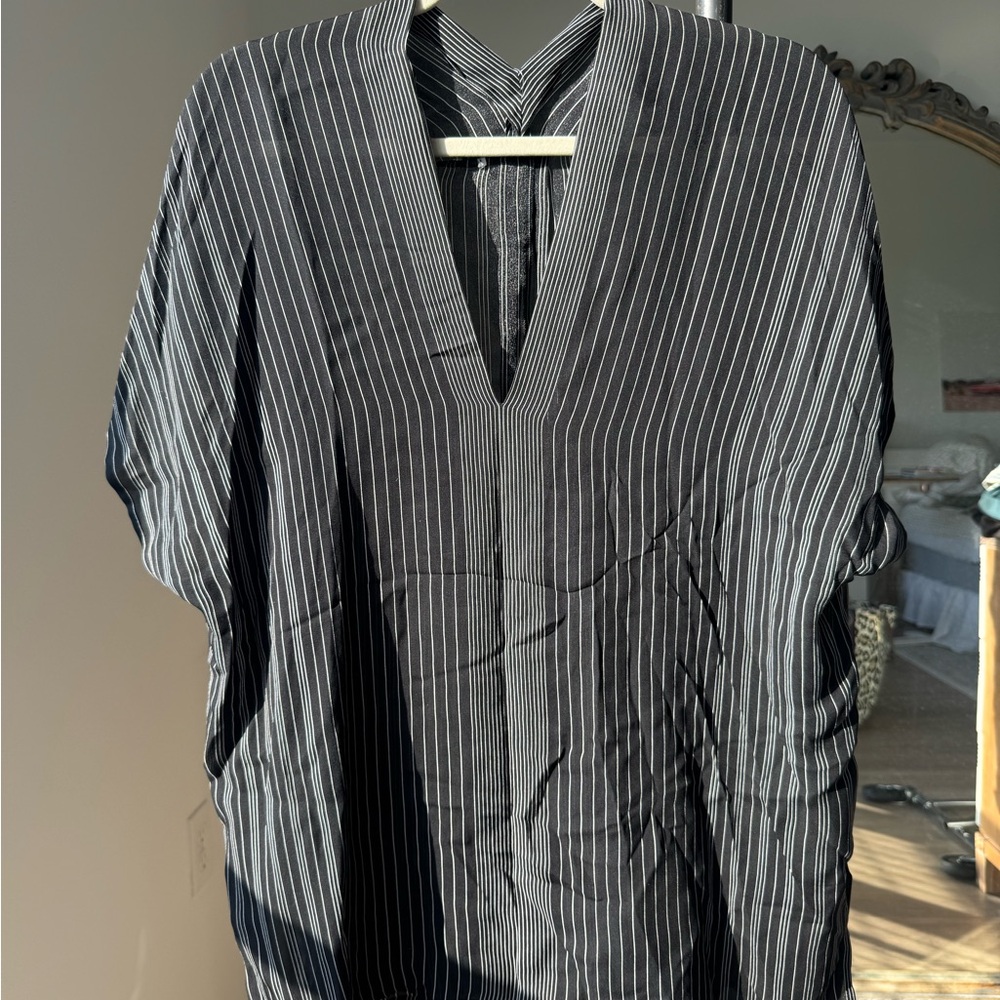Chic Striped V-Neck Blouse